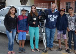 Reportagem da EPTV mostra alunos do Projeto Janela Aberta como co-autores do filme Minha Árvore Favorita