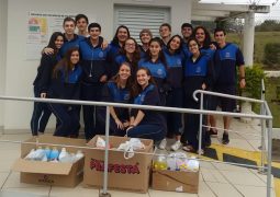 Colégio Fundamentum promove uma tarde de Solidariedade e interação no Recanto dos Velhinhos