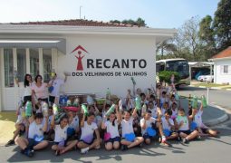“Venha lacrar com Jorge”  Campanha da Escola Jorge Bierrembach arrecada mais de 120 garrafas de lacres para o Recanto dos Velhinhos de Valinhos