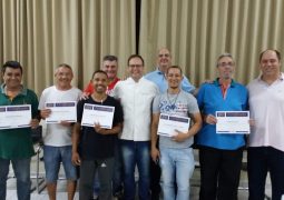 Acolhidos da Vila Solidária concluem curso de introdução a padaria e confeitaria