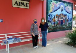 Rotary Club de Valinhos beneficia a APAE com doação