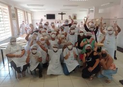 Com trabalho voluntário e muita dedicação APAE vende 1200 pizzas