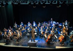 Orquestra Filarmônica de Valinhos se apresenta em Indaiatuba com repertório de música popular, regional e raIz
