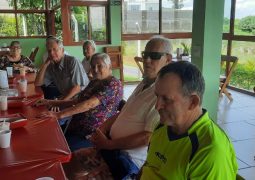 Saindo da Rotina leva os idosos do Recanto dos Velhinhos até a Casinha do Figo