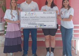 APAE beneficiada com doações da caminhada do autismo e de jantar no Don Cordeiro