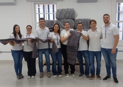 UNILEVER doa 2.500 cobertores para a FEAV