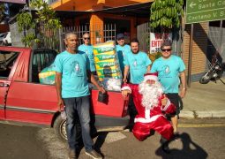 Grupo Cada Gesto Conta promove um dia de alegria para idosos do Recanto dos Velhinhos