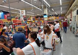 Neste sábado tem Pacoteiro Amigo no Supermercados Caetano