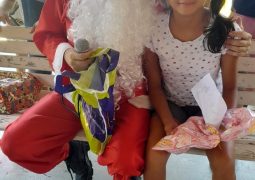 EATON promove festa de Natal  para alunos da APAE