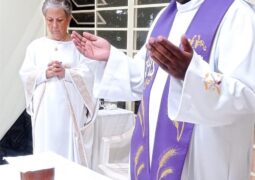 APAE convida para Missa em homenagem aos Pais, à Família e à Pessoa com Deficiência