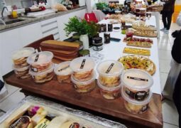 Vem aí mais uma edição da Feira de Encantos, Gastronomia & Cia no Grupo Rosa e Amor