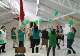 Projeto Renascer da APAE Valinhos promove roda de conversa sobre transitoriedade