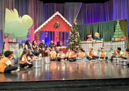 Crianças da ACES participam de gravação especial de Natal do programa Brasil Cristão Criança