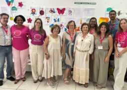 Grupo Rosa e Amor promove evento de boas-vindas às assistidas