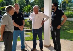 APAE Valinhos recebe presidente da Federação Nacional das APAES