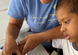 Boa Notícia – APAE Valinhos comemora mudanças no Decreto nº 12.686/2025 que garantem a continuidade das escolas especializadas