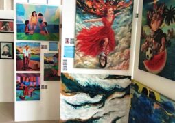 Exposição “Cérebro em Cores” chega ao Salão de Cristal da Câmara e celebra a neurodiversidade por meio da arte