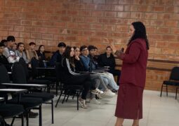 Palestra incentiva jovens do Patrulheiro de Valinhos a transformarem oportunidades em carreiras de sucesso